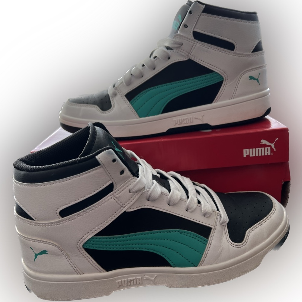 PUMA Unisex-Adult Rebound Layup Sneaker. Like new only worn 2 times.